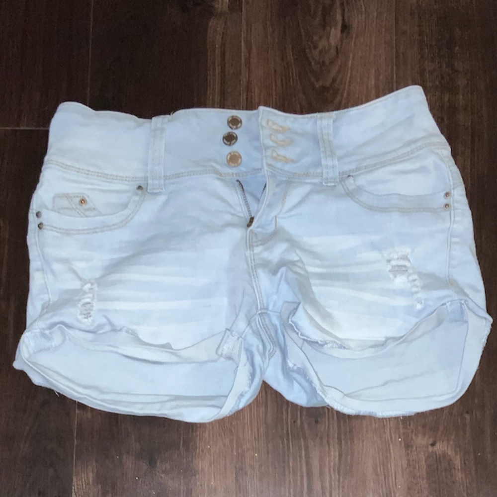 Light wash jeans shorts